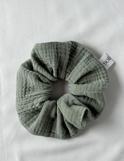 LOLA scrunchie