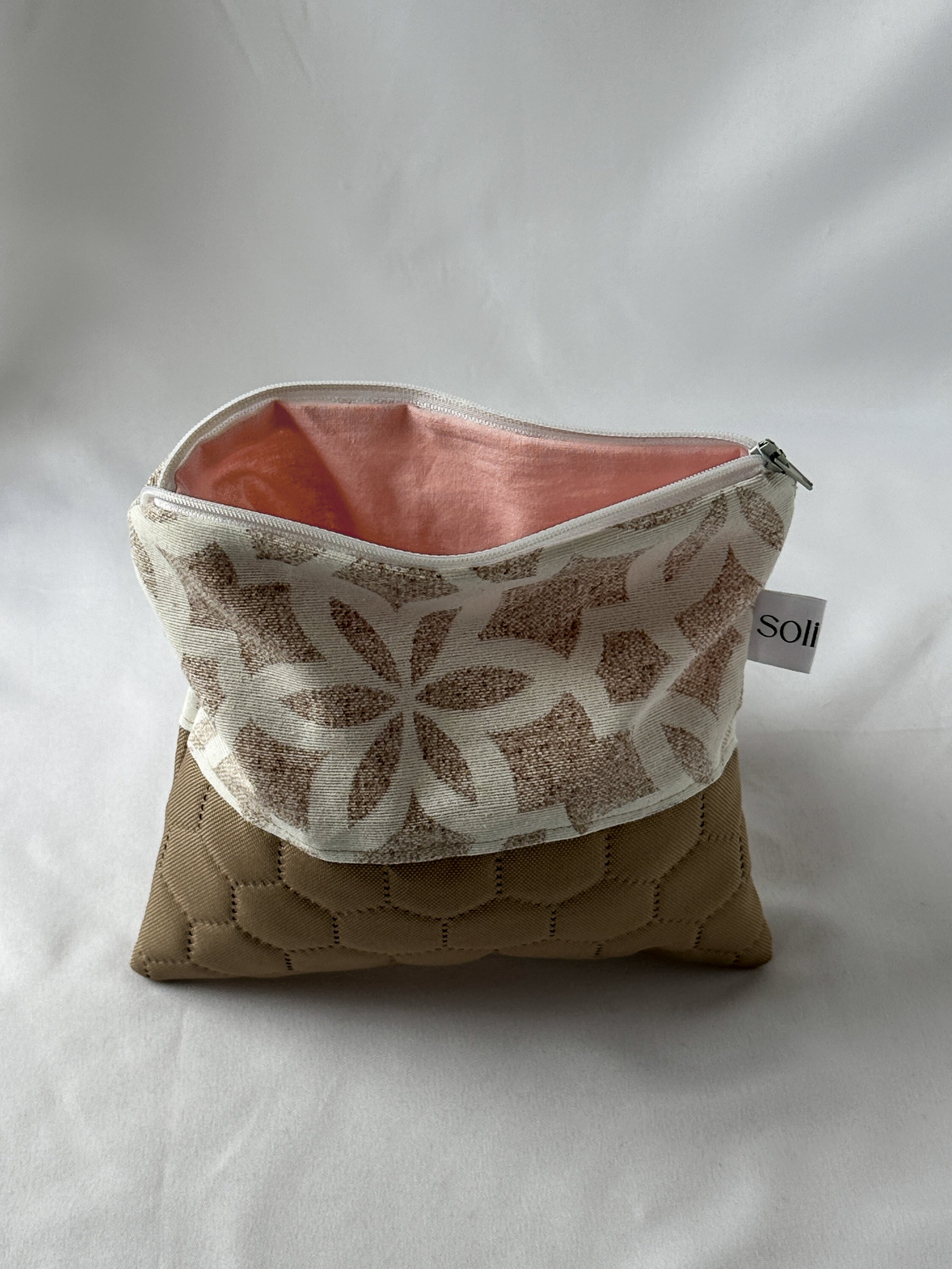 SAIGE pouch