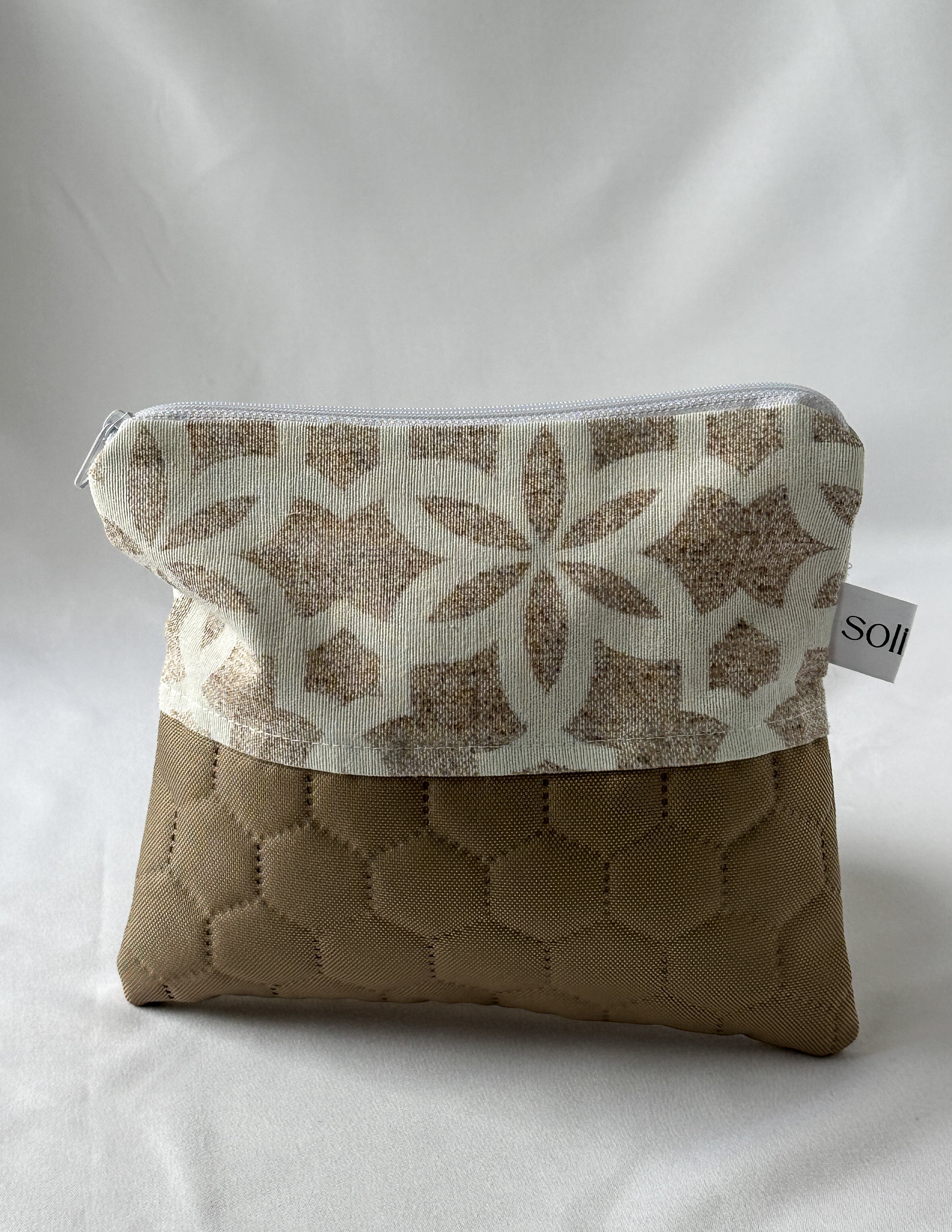 SAIGE pouch