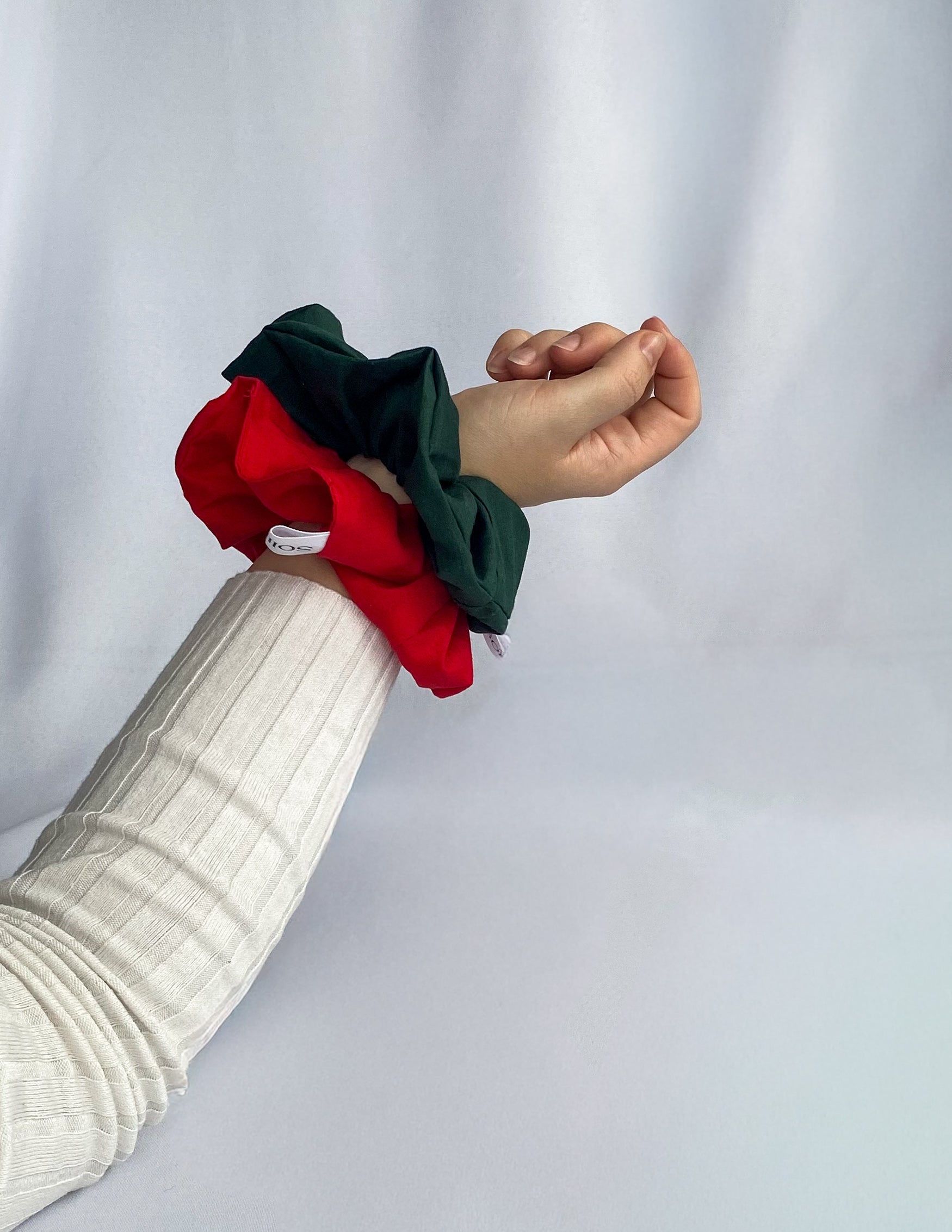 MIA scrunchie